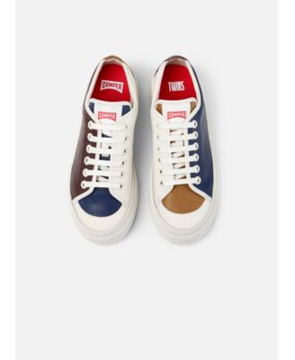 Camper