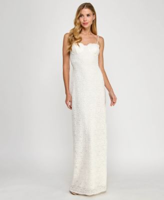 SENI & CADE - Juniors' Back-Slit Lace Gown