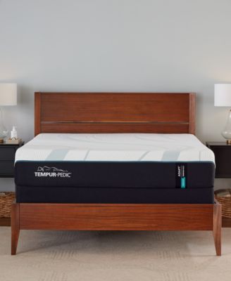 Tempur-Pedic - Adapt 2.0 Medium 11" Tight Top Mattress Set - California King